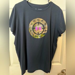Under Armour T-shirt